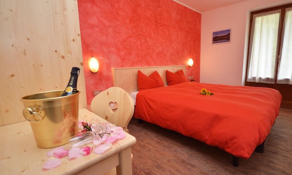 Albergo Sporting Peio Fonti Buitenkant foto