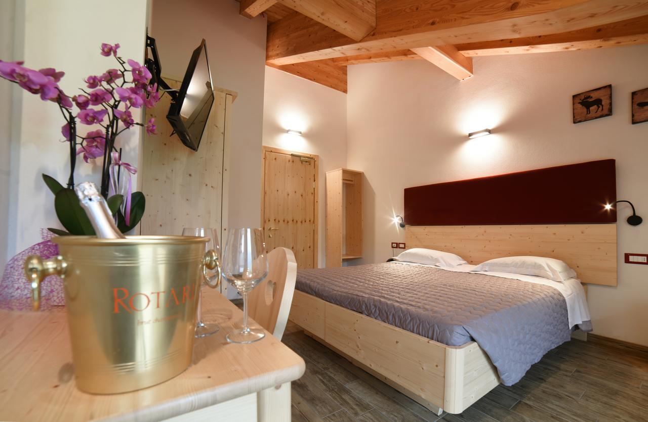 Albergo Sporting Peio Fonti Buitenkant foto